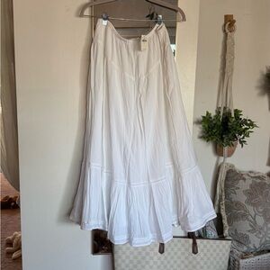 Elegant White Maxi Skirt-Aerie